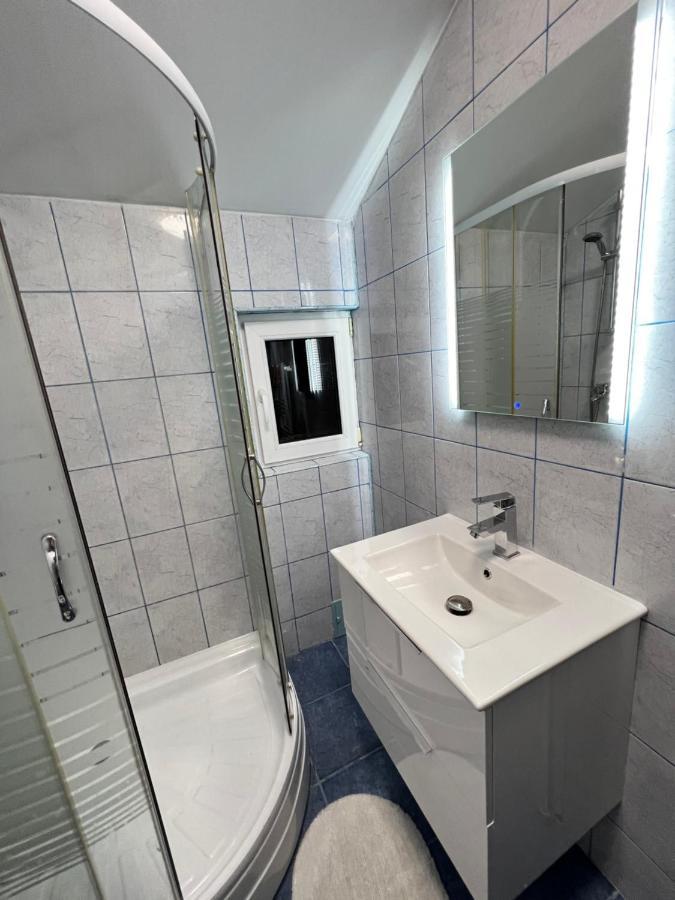 Ndl Downtown Cluj Aparthotel Esterno foto