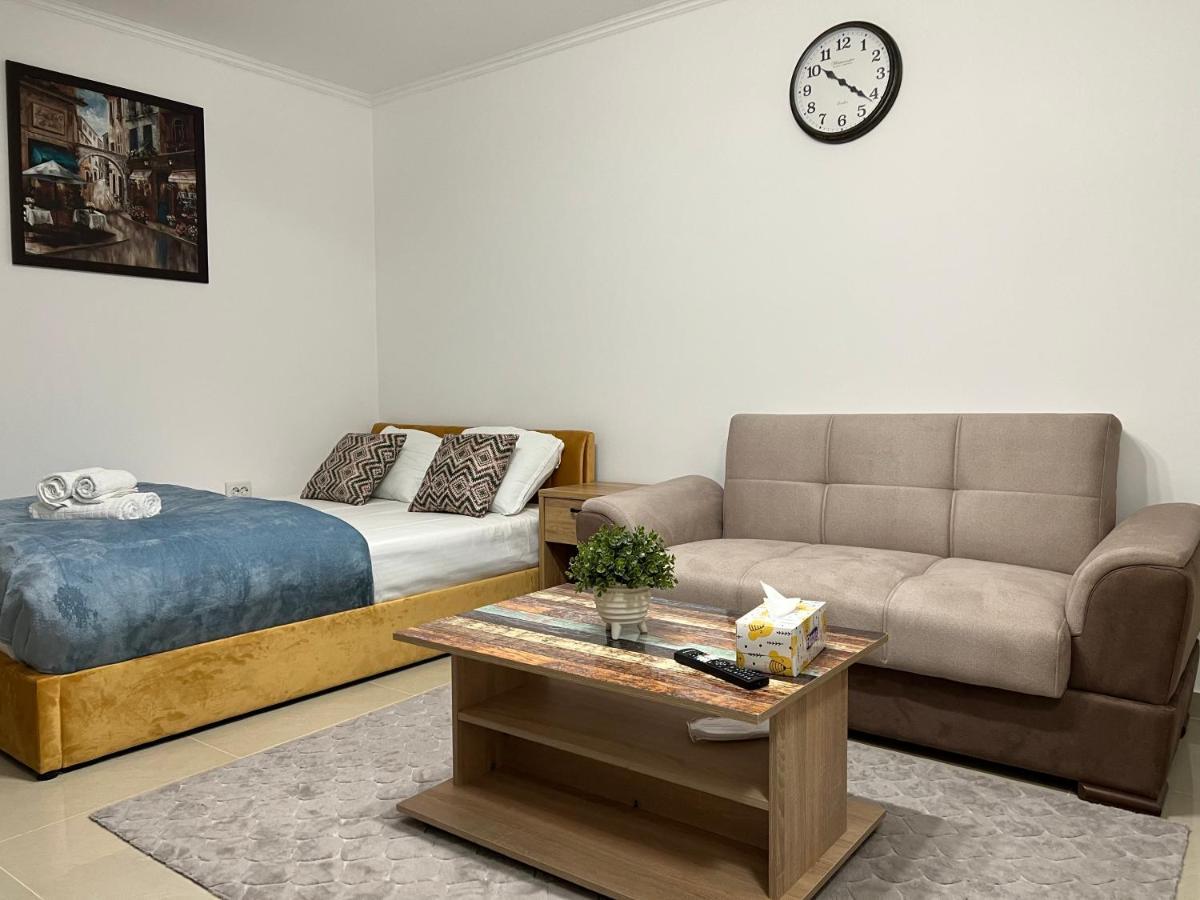 Ndl Downtown Cluj Aparthotel Esterno foto